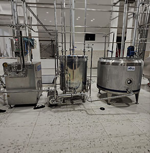 Mixing tanks, pipe lines